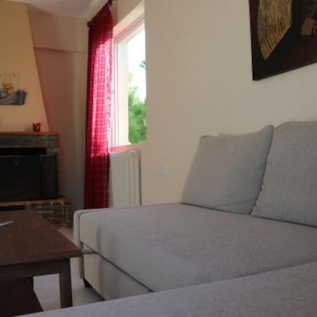 Anestis Apartment Akrata Exterior foto