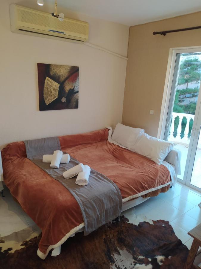Anestis Apartment Akrata Exterior foto